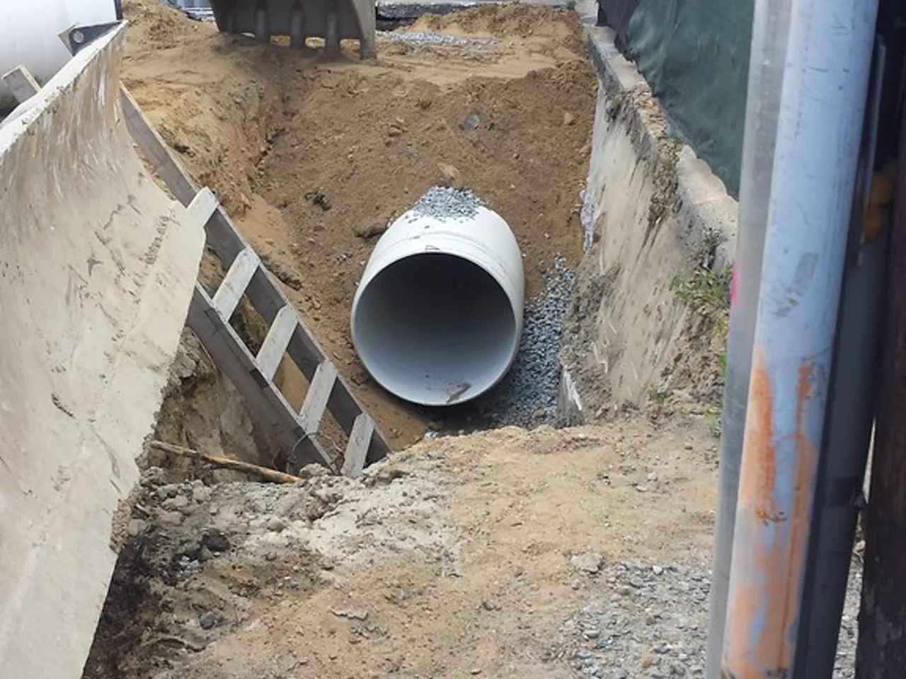 Lavabo avec colonne modèle économique